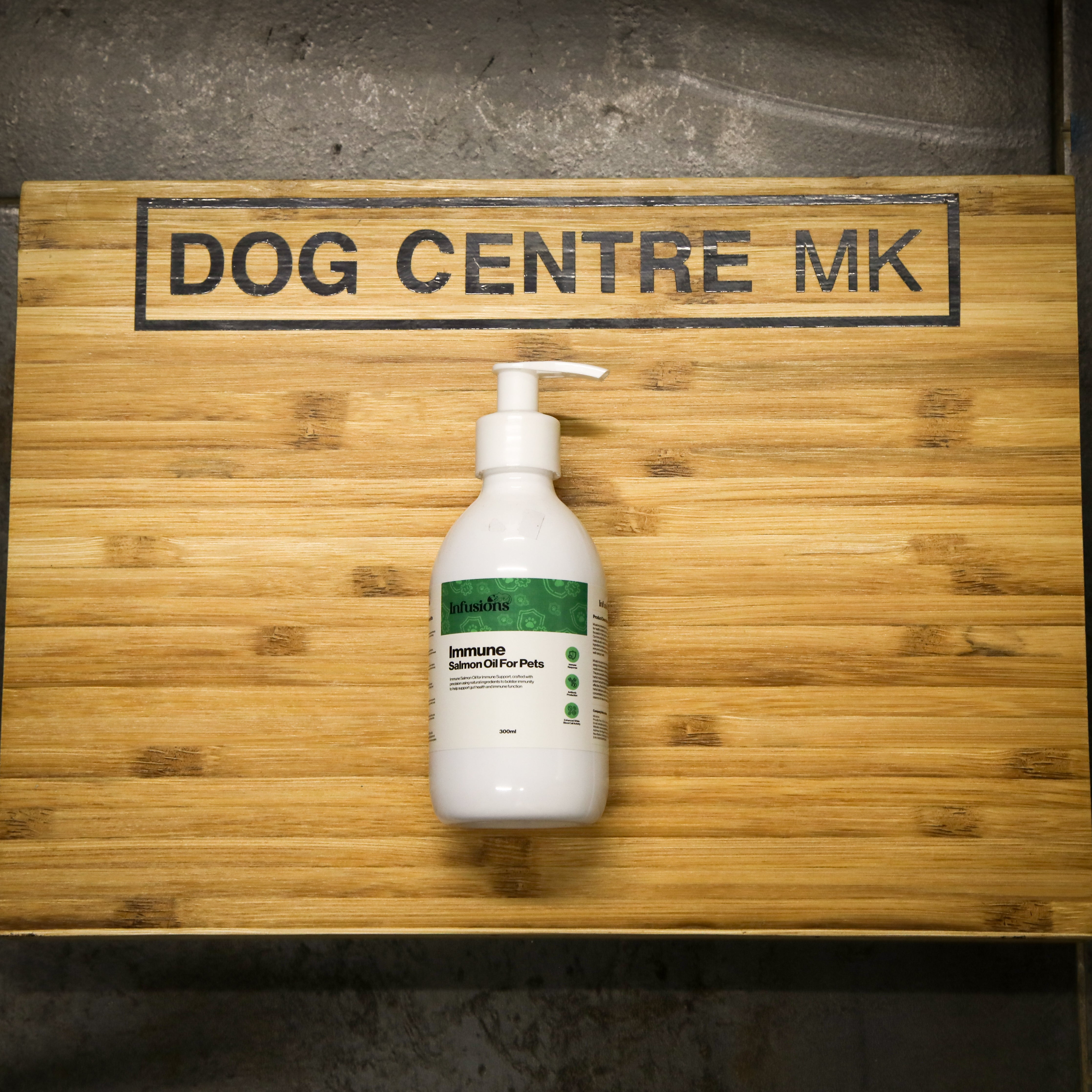 infusions salmon oil 300ml white pump bottle